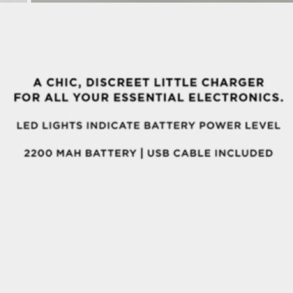 NIB Lipstick Shaped Charger - Picture 6 of 8